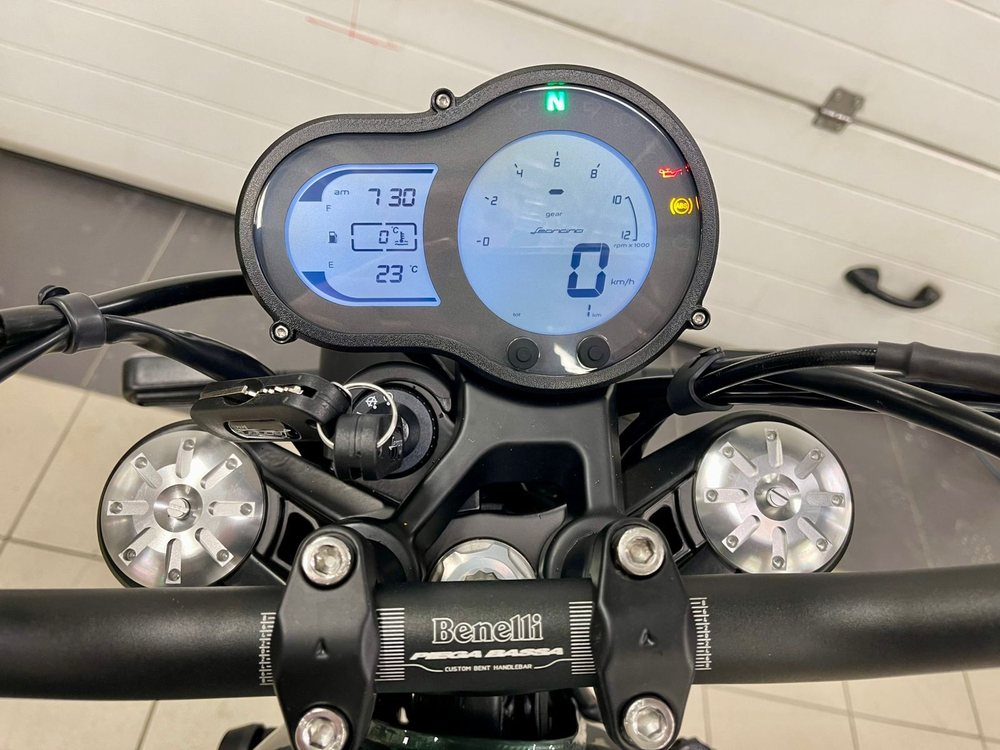 Benelli Leoncino 500 Trail (Green)