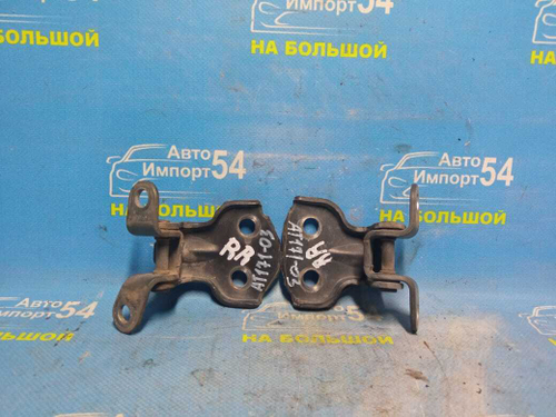 Петля двери задней правой TOYOTA CARINA 1989