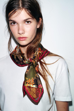 ZARA ПЛАТОК ИЗ ВИСКОЗЫ С ЦВЕТОЧНЫМ ПРИНТОМ, БУРГУНДИ