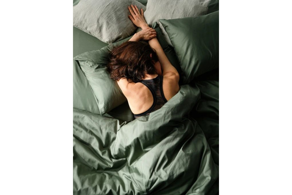 Постельное белье GoodNight Сатин Делюкс 1,5 сп. (с нав. 50х70) олива