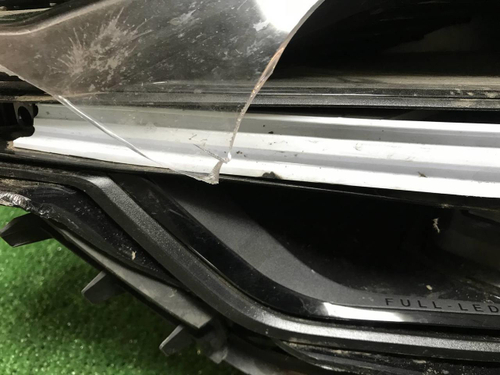 Битая Фара левая Volvo XC60 2 (2017-2021) LED