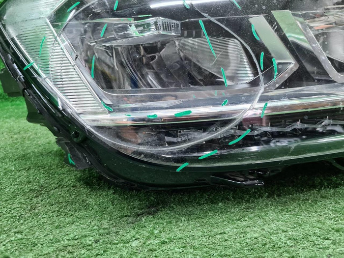 Фара правая VW Tiguan 2 (2016-2020) LED