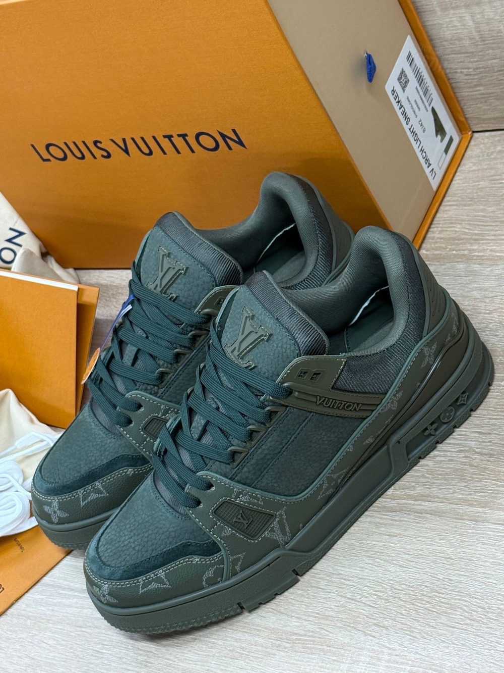 Кроссовки Louis Vuitton Trainer