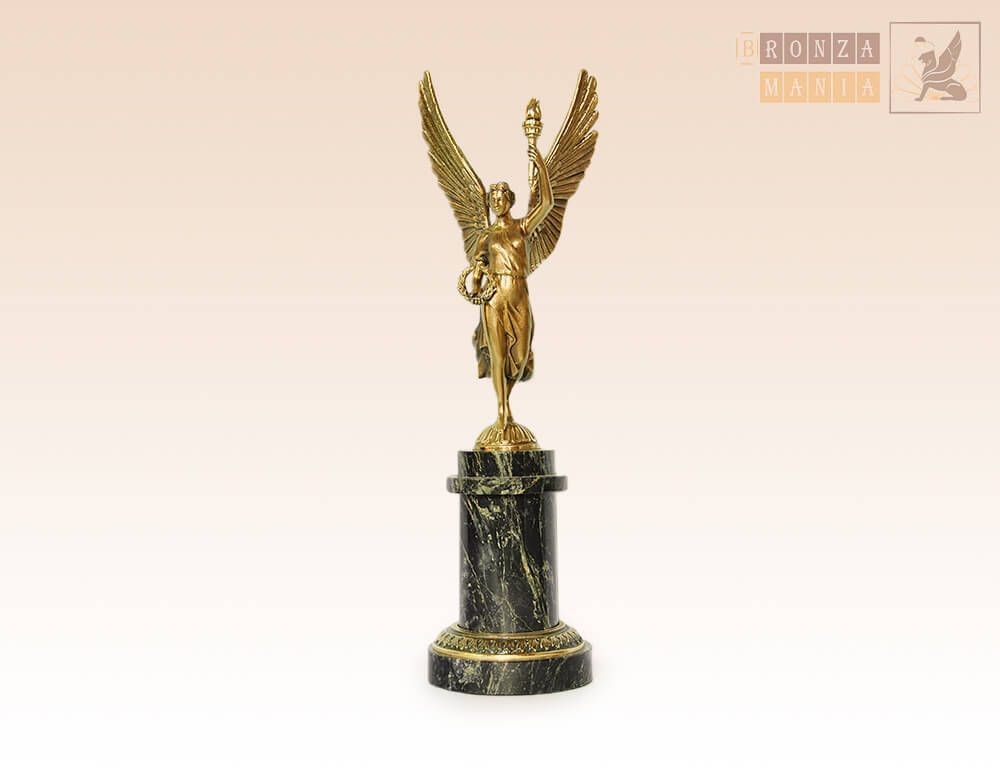 статуэтка Богиня победы с факелом - Ника