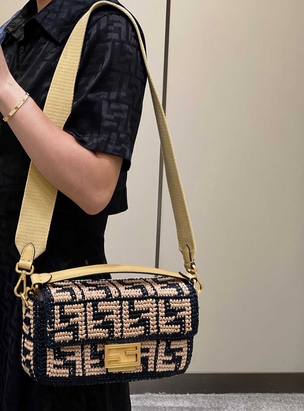 Fendi Baguette 27 cm