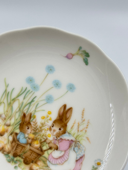 Тарелка с кроликами Narumi
