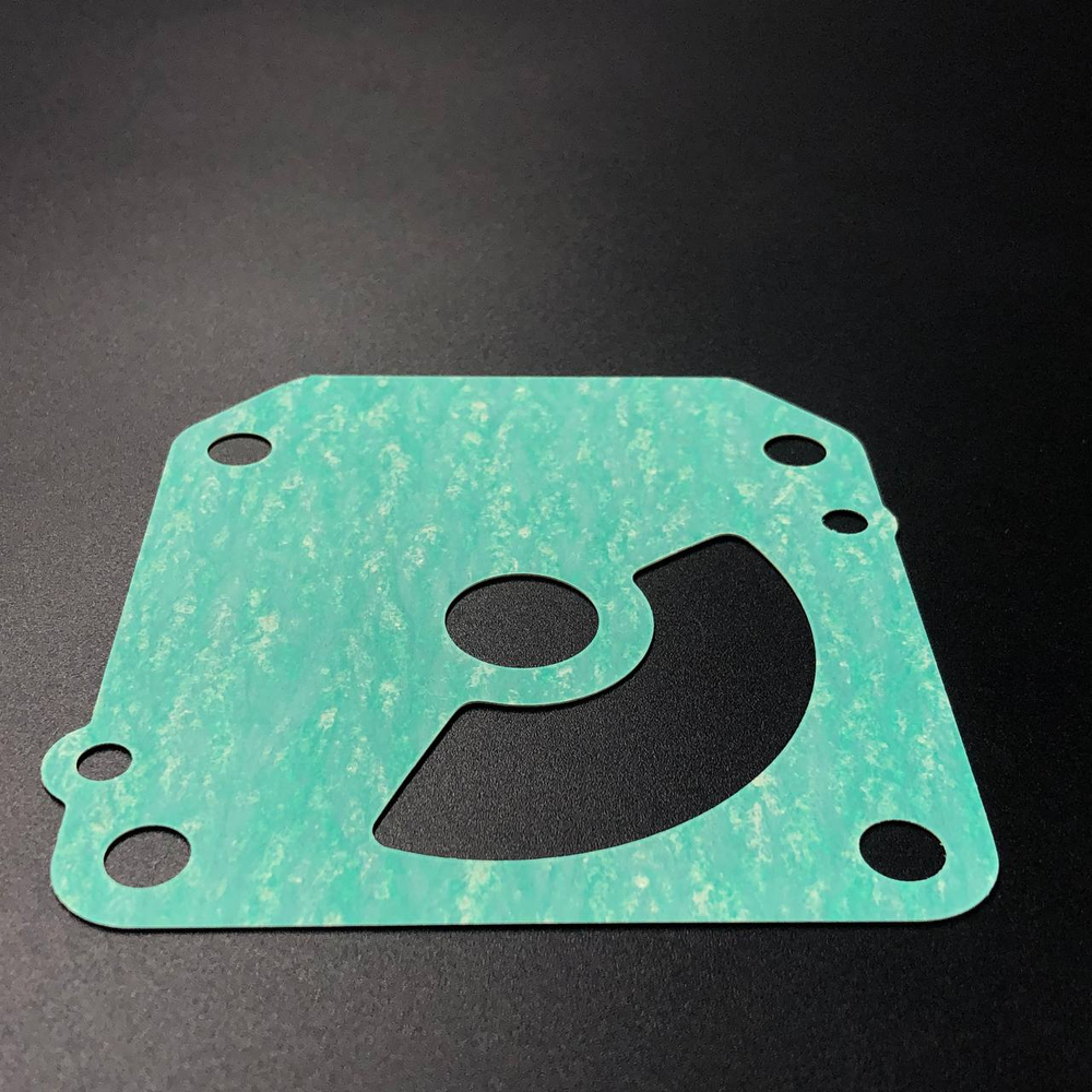 Прокладка под пластину помпы охлаждения Honda BF60D (Honda)