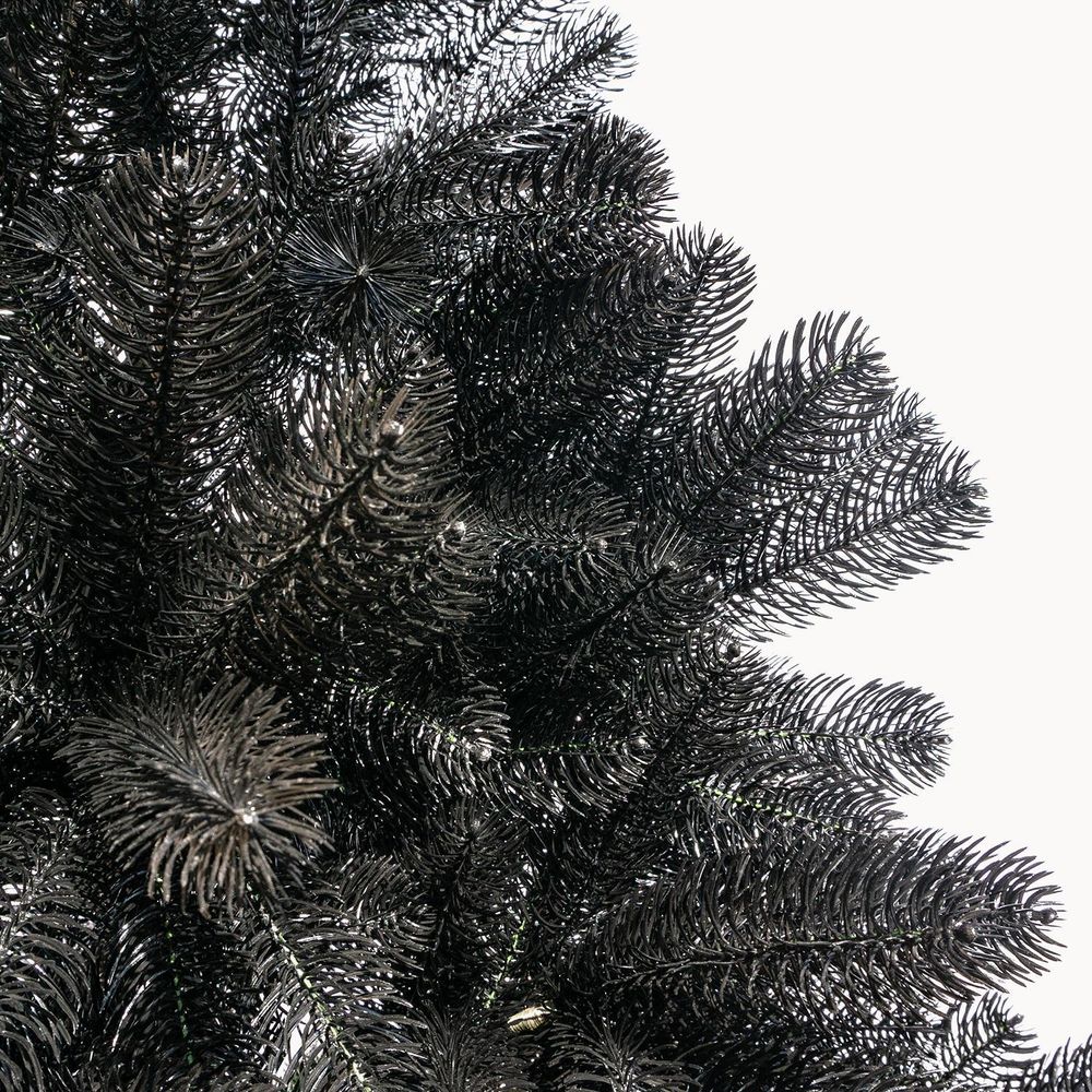 Искусственная черная елка «Фэнтези» (Литая хвоя) 250 см / 2,5 м