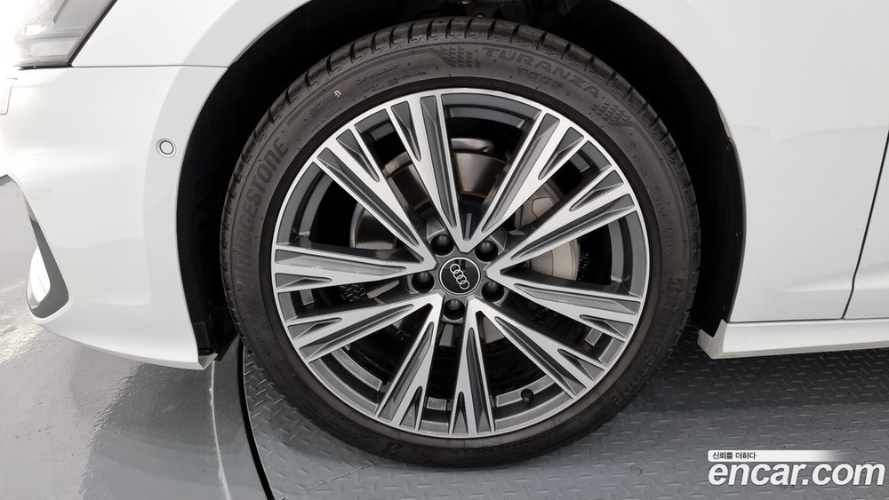 Audi A6 (C8) 45 TFSI Quattro Premium (12.2022)