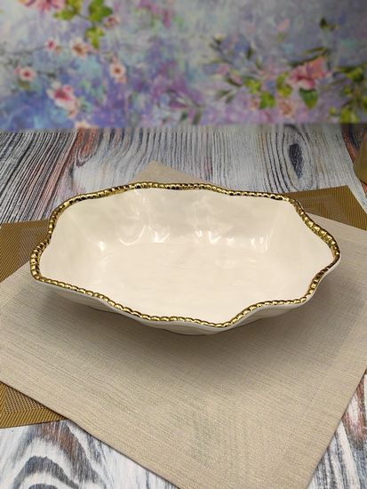 Блюдо фигурное глубокое 31х22х6,5 см. Бусины