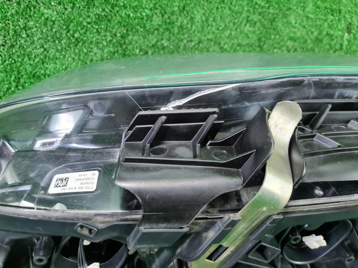 Фара правая BMW 7er G11 G12 (2015-2019) Adaptive LED