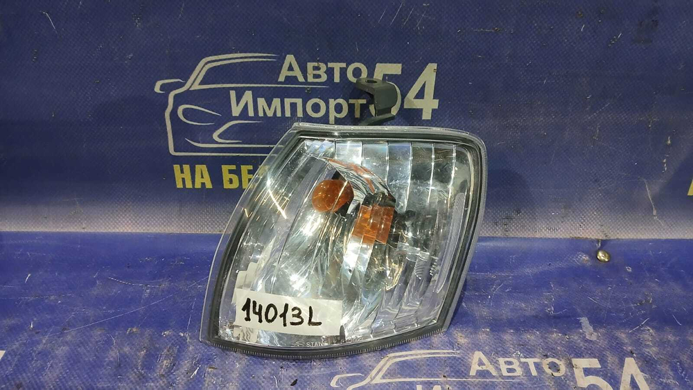 Габарит левый MAZDA DEMIO 1999-2002