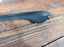 Накладка проема багажника левая (водосток) Toyota Camry (XV70) 17-нв Б/У Оригинал 6457233060