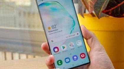 Старые смартфоны Samsung «окирпичились» после обновления