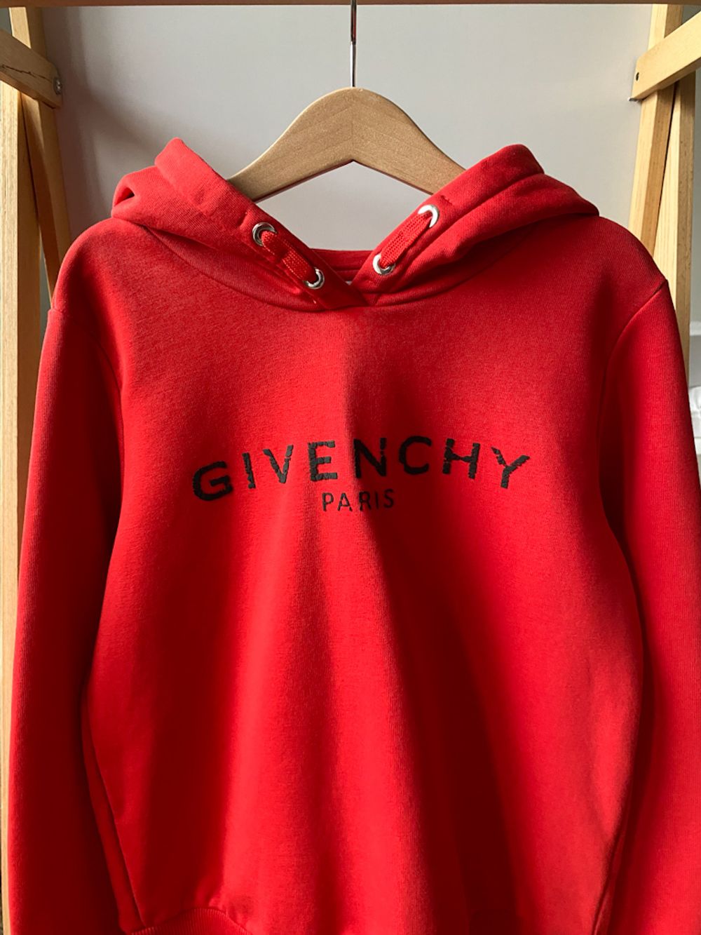 Новый хлопковый костюм Givenchy, 140