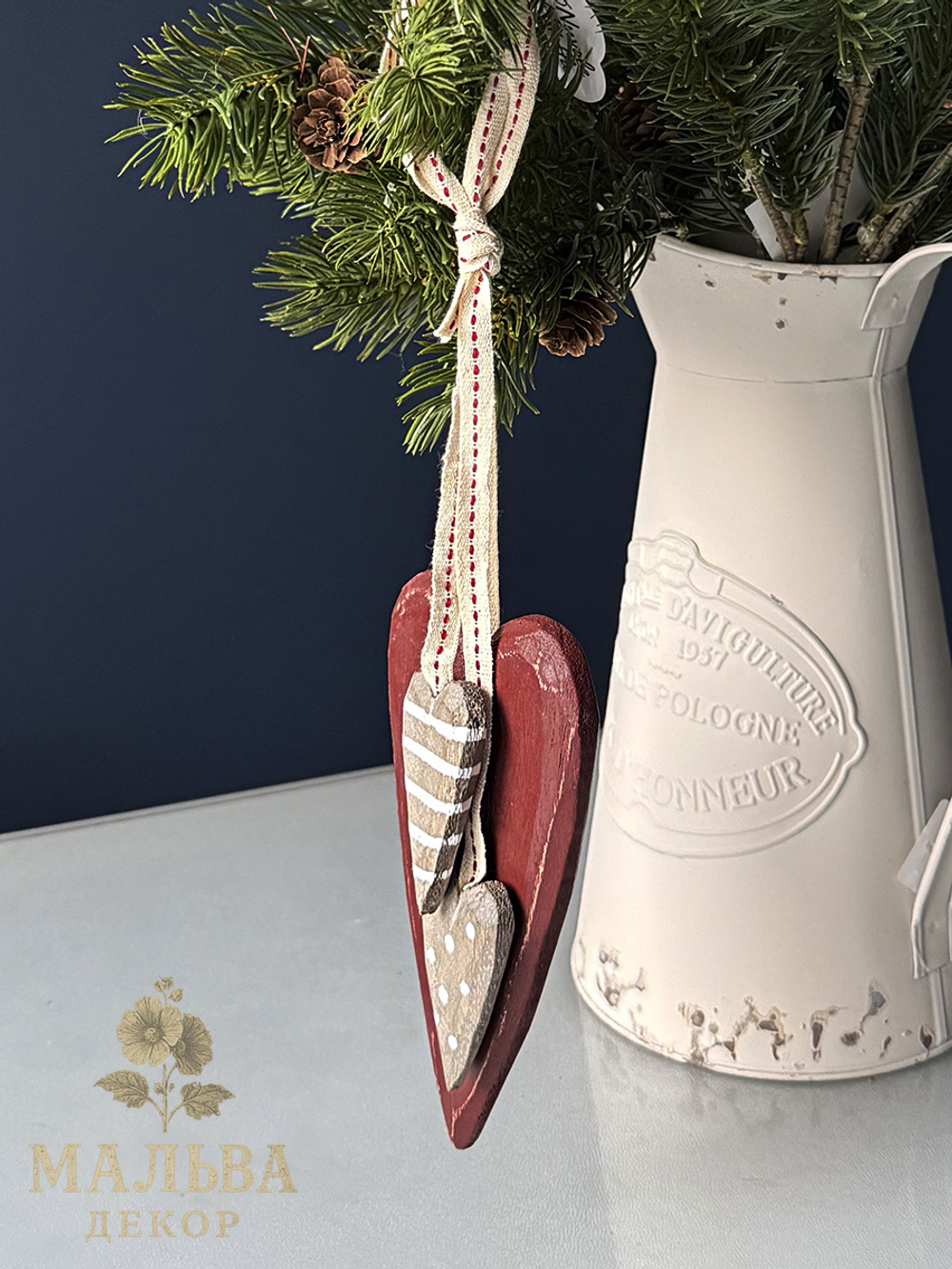 Декор подвесной "Связка из 3-х сердец" 8x2,5x28 см