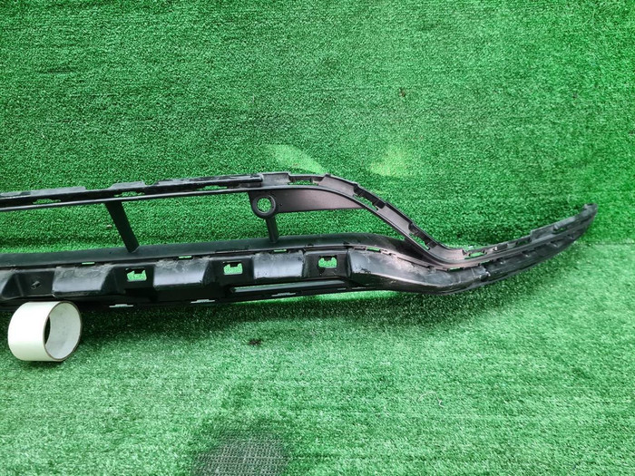 Юбка переднего бампера Mercedes GLC X253 19-22 AMG