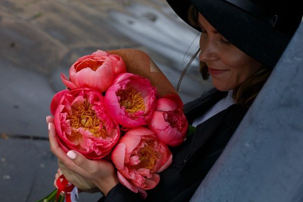 Как сохранить пионы в вазе дольше: 5 правил от флористов Как сохранить пионы в вазе дольше: 5 правил от флористов