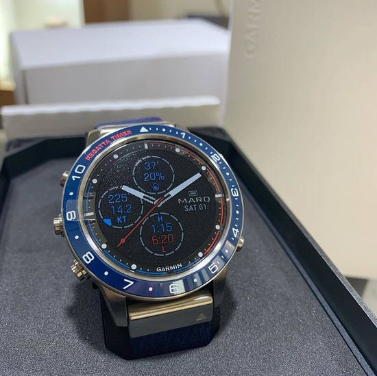 Люксовые мультиспортивные часы Garmin MARQ Captain (010-02006-07)