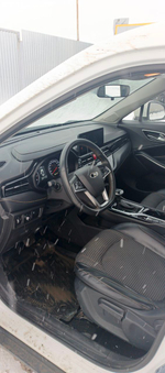 Москвич 3 1,5 CVT Стандарт