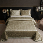 Велюровое покрывало в клетку с наволочками OVL031