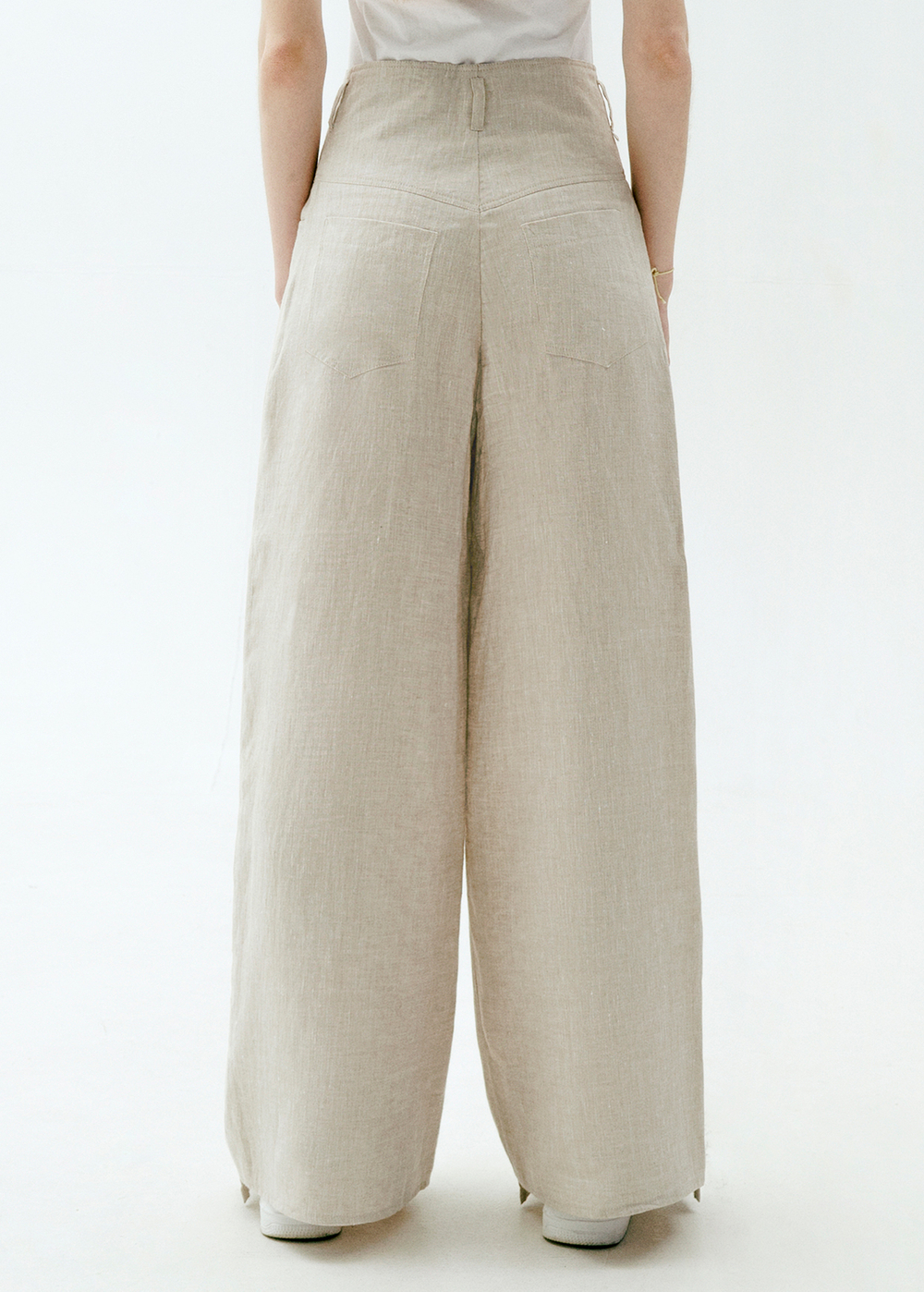 Wide straight linen trousers