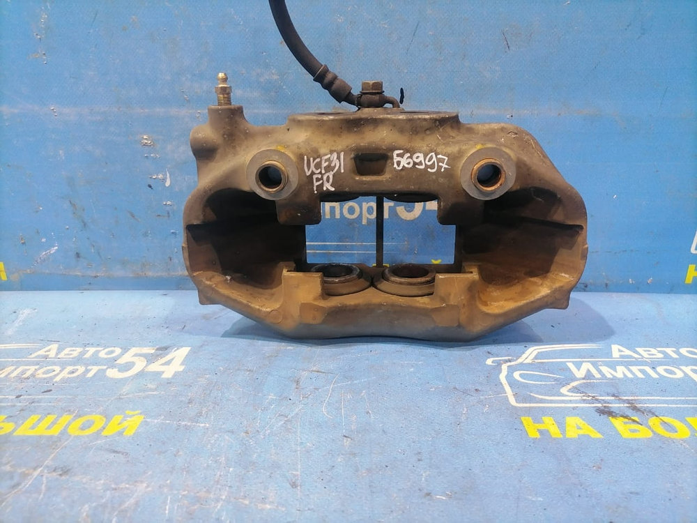 Суппорт тормозной передний правый TOYOTA CELSIOR 2003-2006