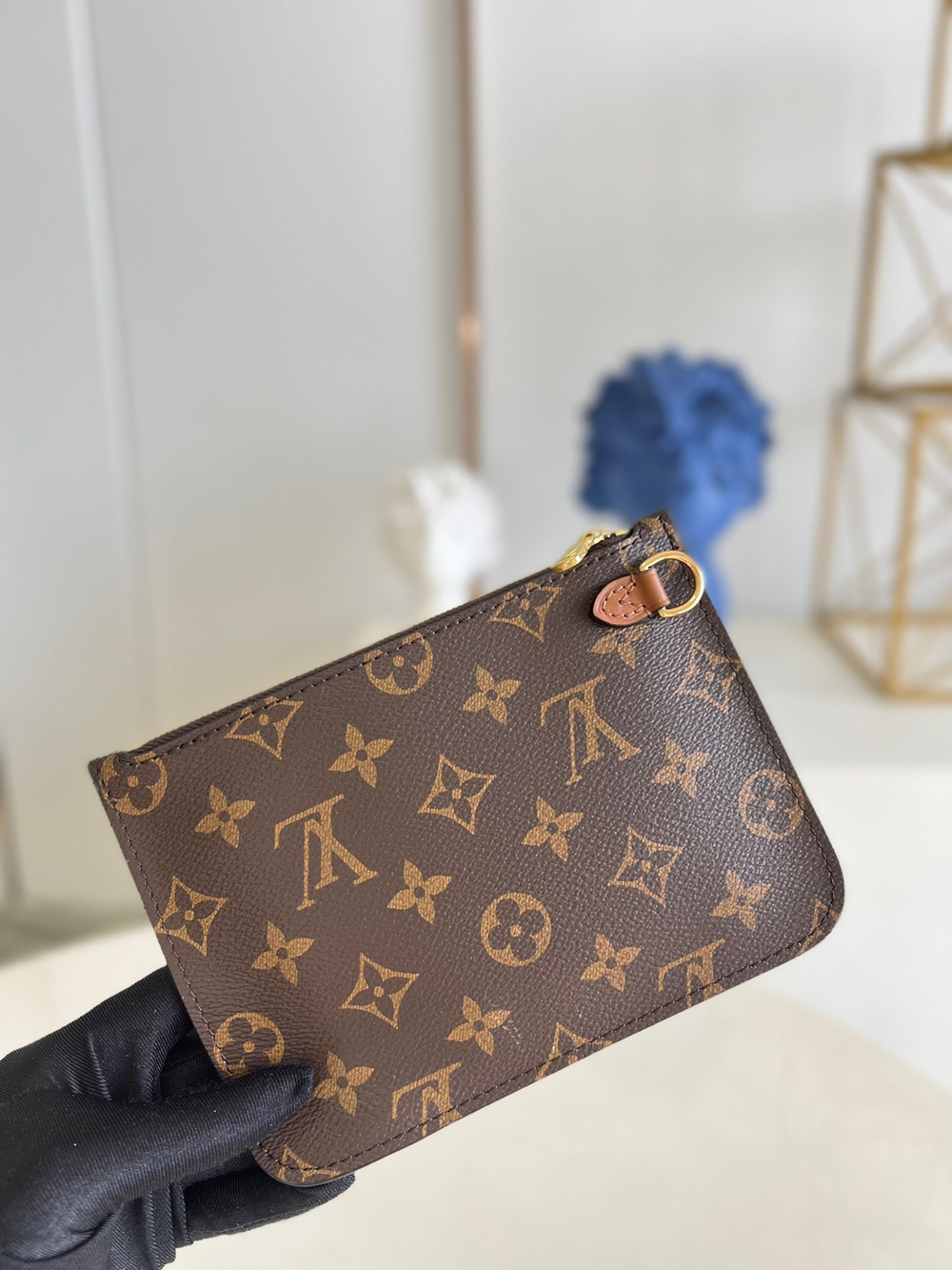 Louis Vuitton Loop Hobo
