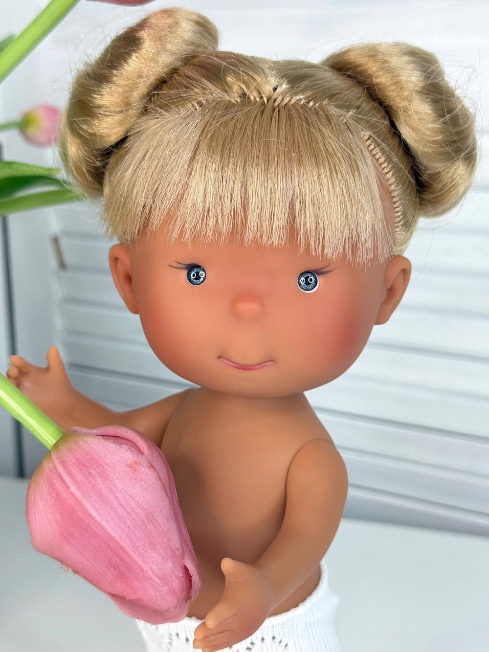 Кукла Nines виниловая 30см PIPPA LATINA без одежды (2899WL4)