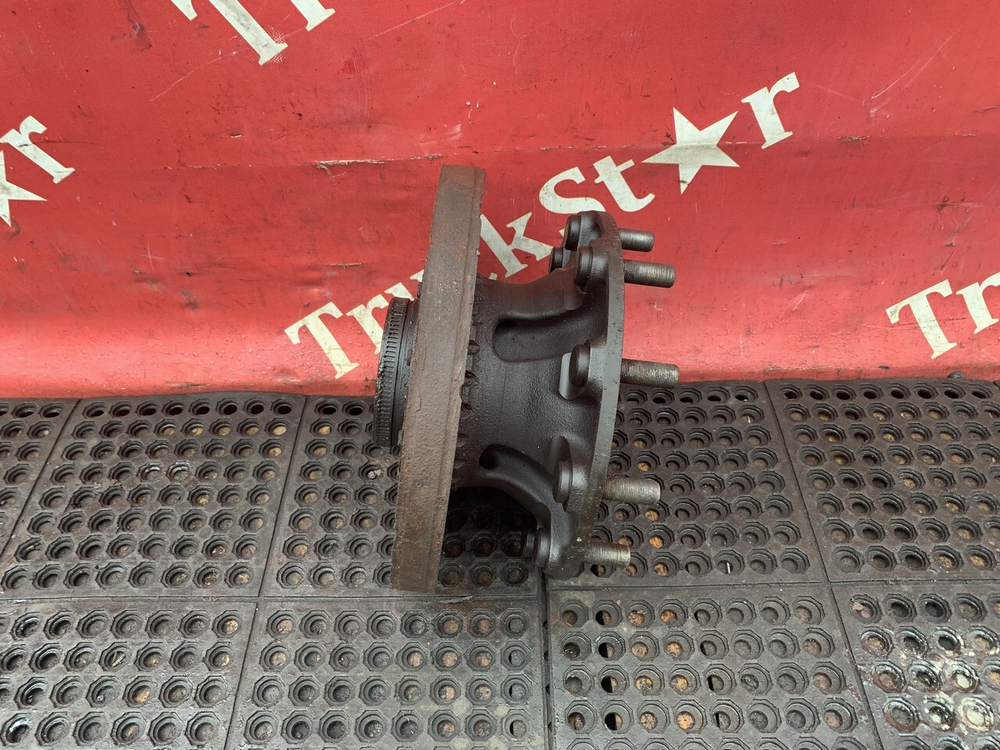 Ступица передняя 2017г