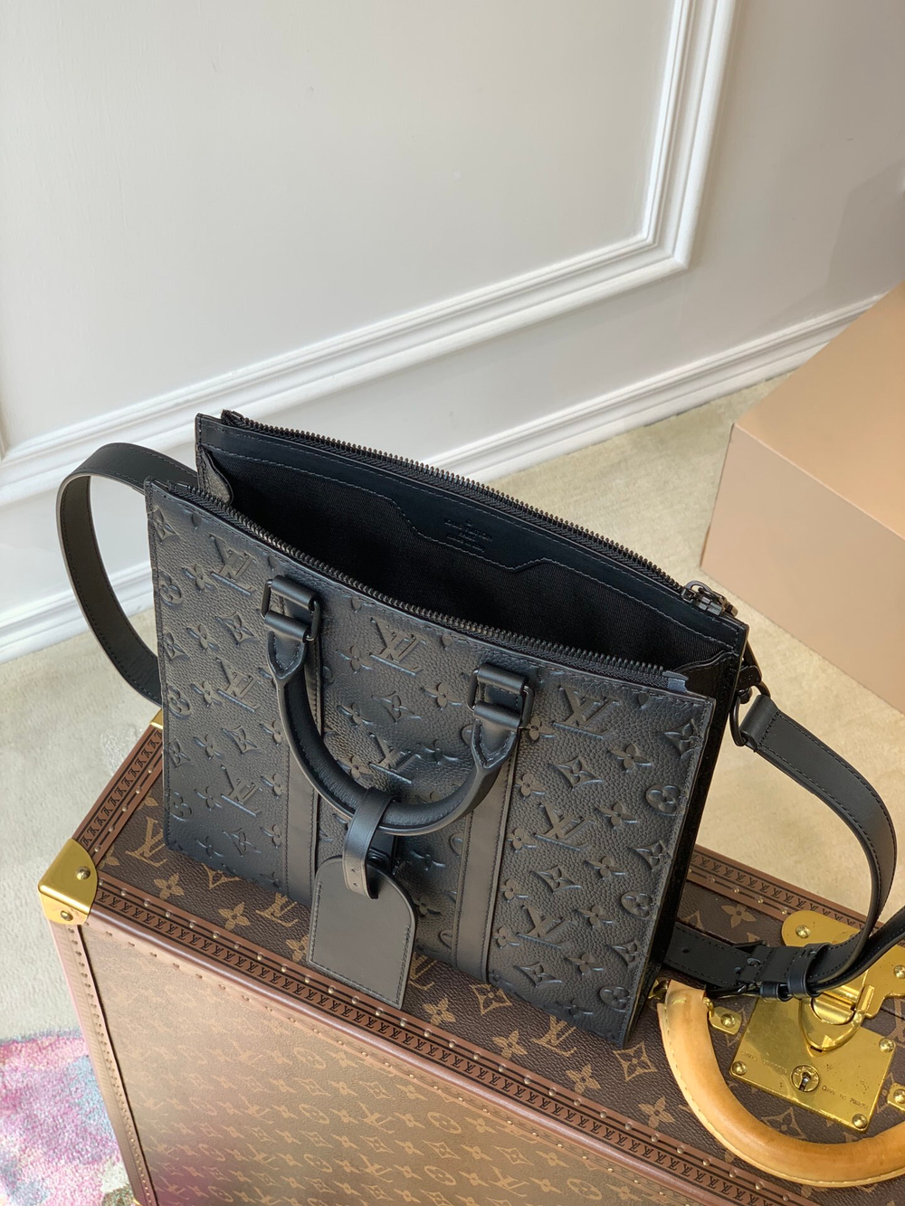 Louis Vuitton Sac Plat Cross