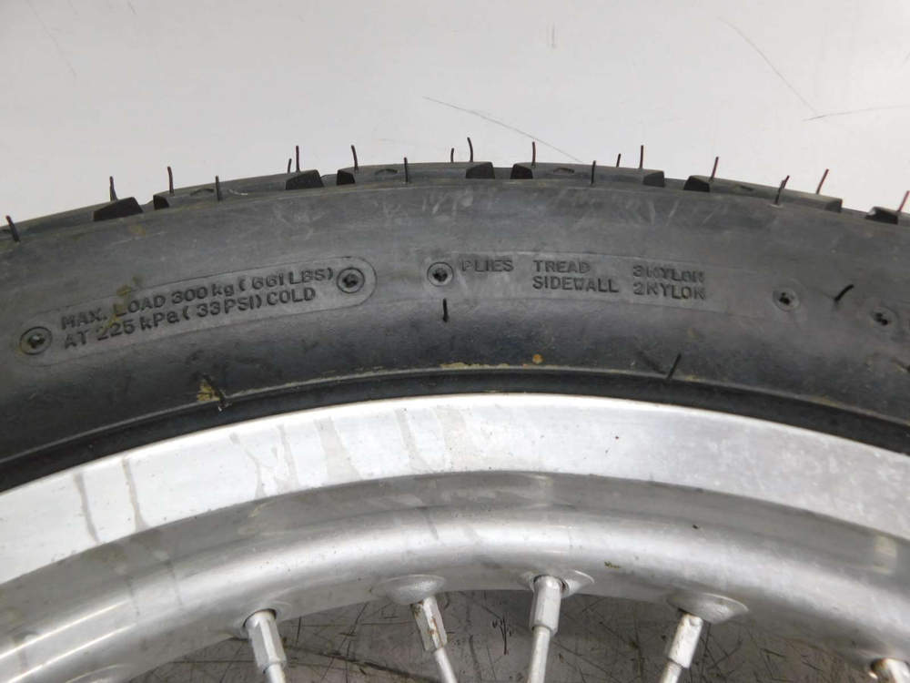 Колесо переднее Suzuki VanVan 200 NH41A