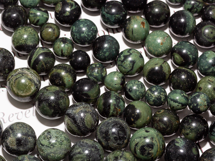 Нить бусин из яшмы 8,5мм