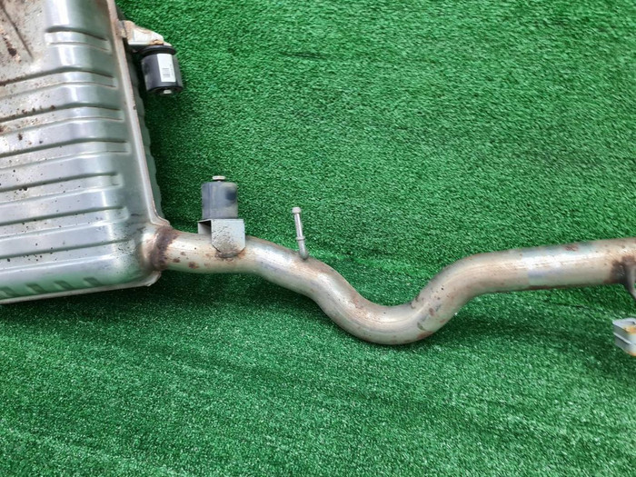 Глушитель Jaguar F-PACE (2016-н.в.)