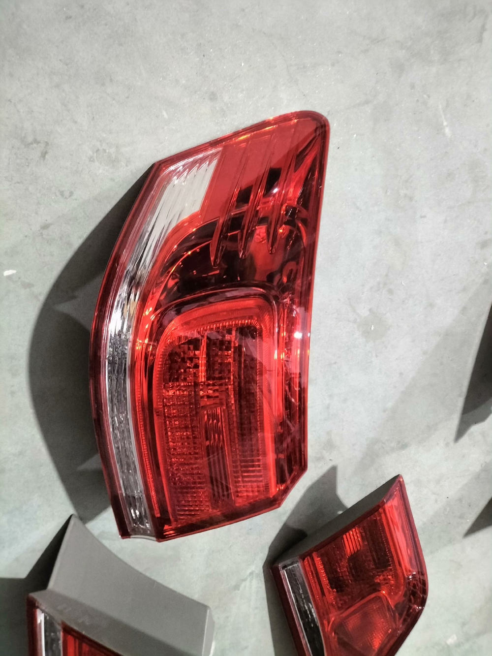 Задний фонарь Toyota Camry 2009-2011 оригинал