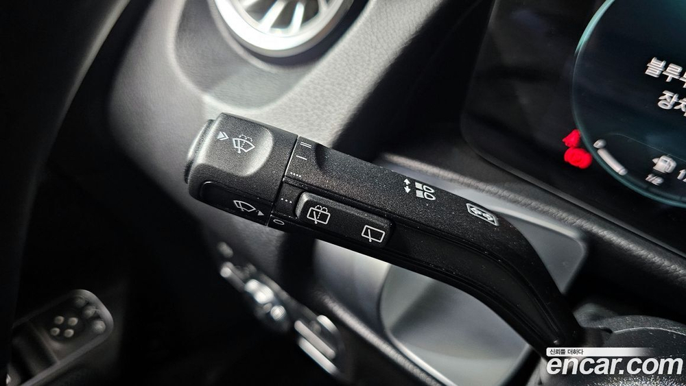 Mercedes-Benz GLB-Class X247 GLB200 d (09.2021)