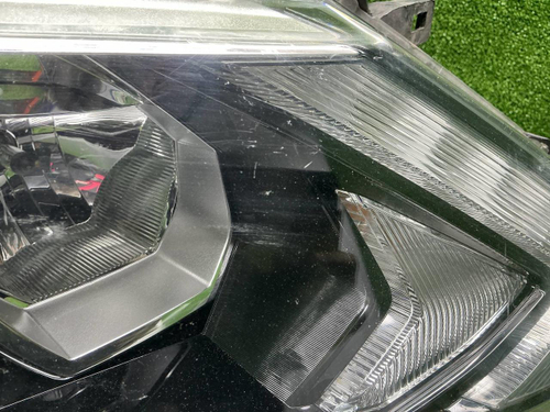 Битая Фара правая Nissan Qashqai J11 13-19 галоген