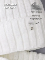 Шапка для девочки осенняя c ушками и снуд