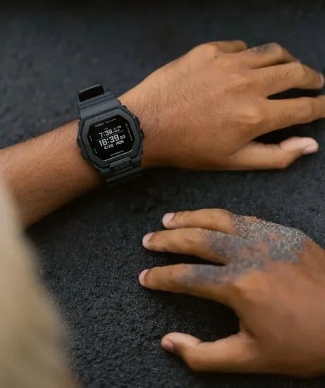 Наручные часы Casio GBX-100NS-1E