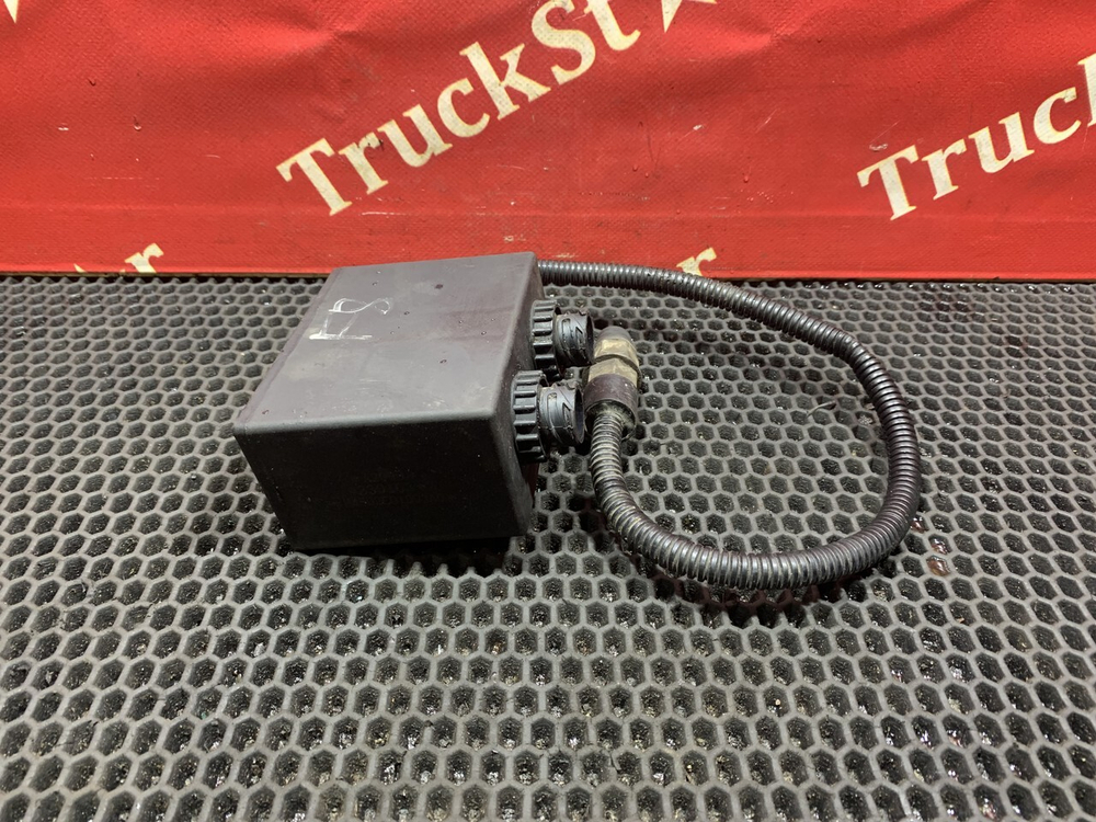 Kонтpoллep наcоса подъeма кaбины 2023г