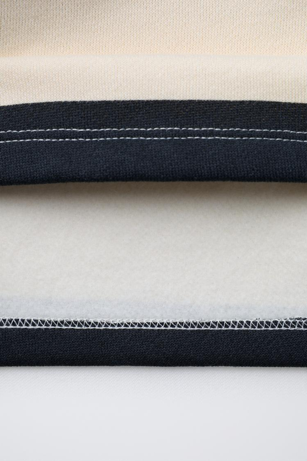 ZARA ПОЛО В ПОЛОСКУ С ПРИНТОМ «СОБАКА», СЕРЫЙ