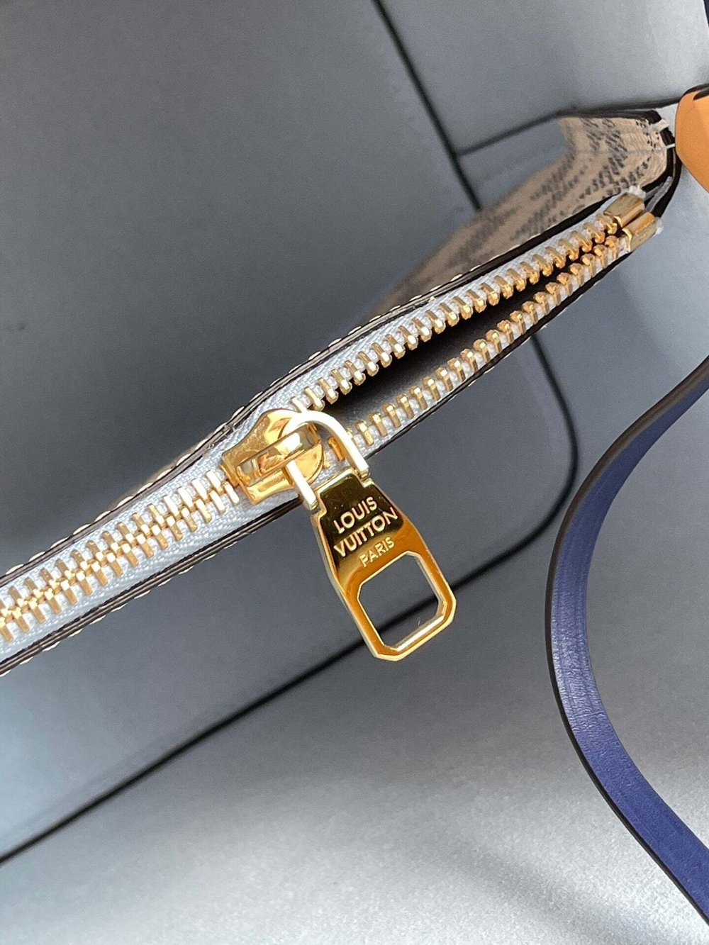 Louis Vuitton NeoNoe MM