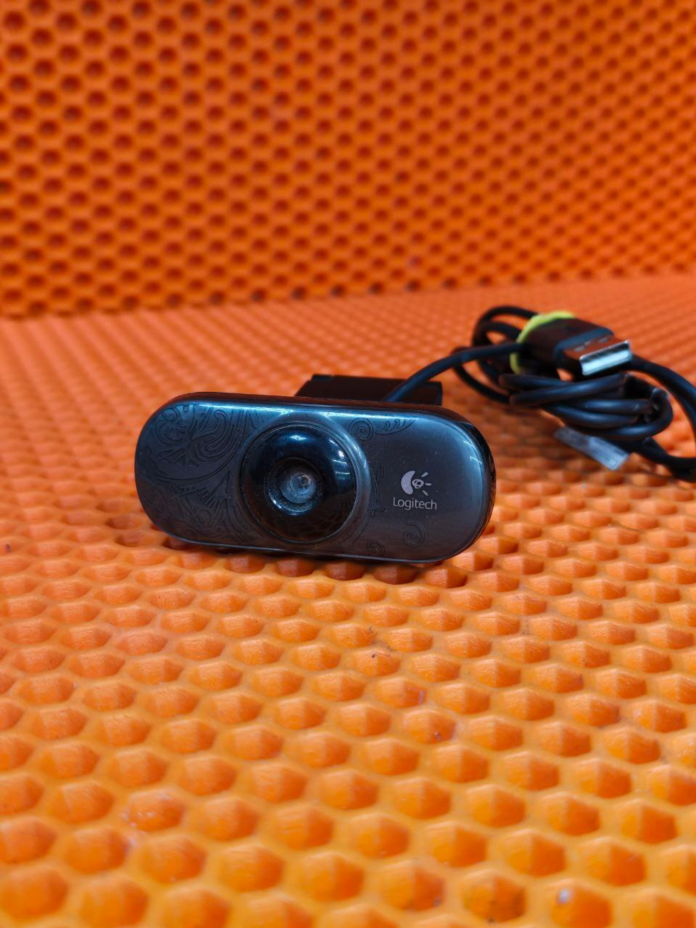 Веб-камеры Logitech v-00019