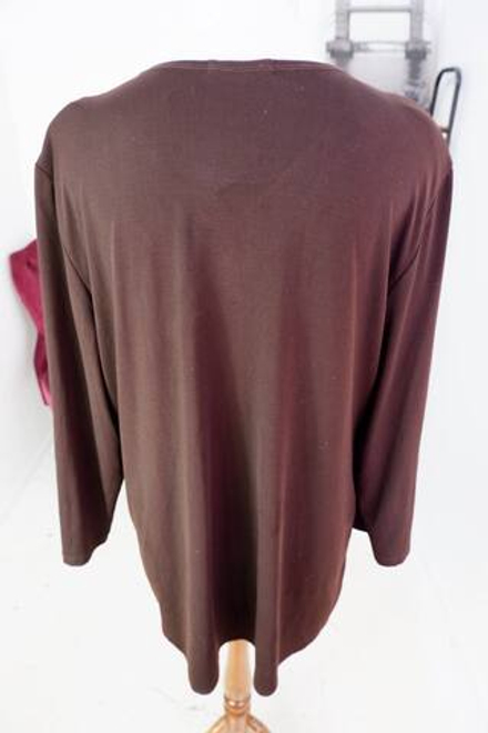 Блузка для офиса, визуально на 62 размер