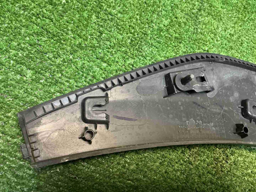 Накладка двери задняя правая Geely Atlas 2 (23-нв)