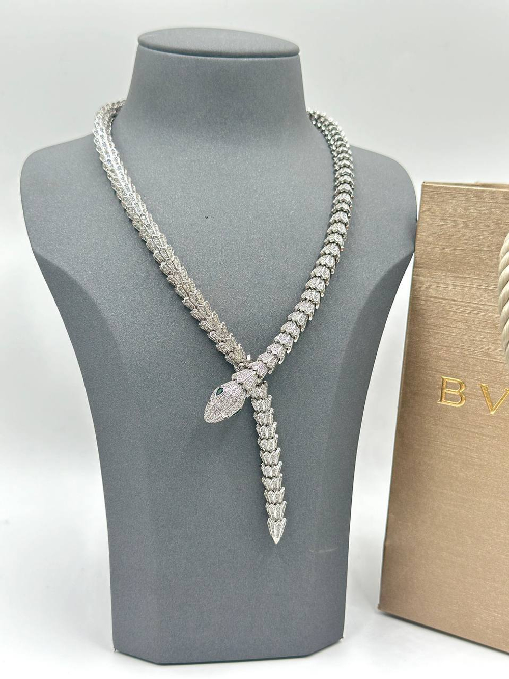 Колье Bvlgari