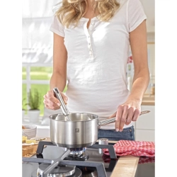 Zwilling Кастрюля Twin Classic 1,5 л с крышкой
