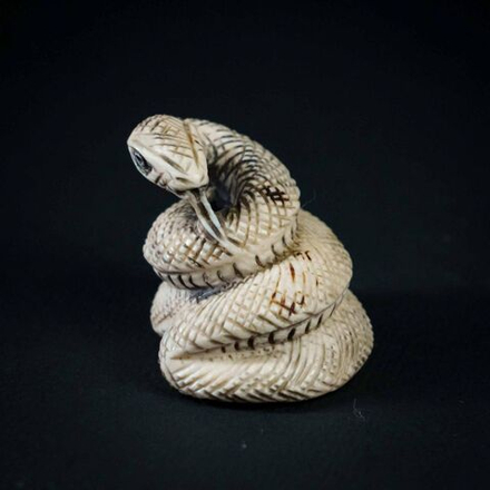 Винтаж: НЭЦКЭ - «Змея - Символ женской красоты»