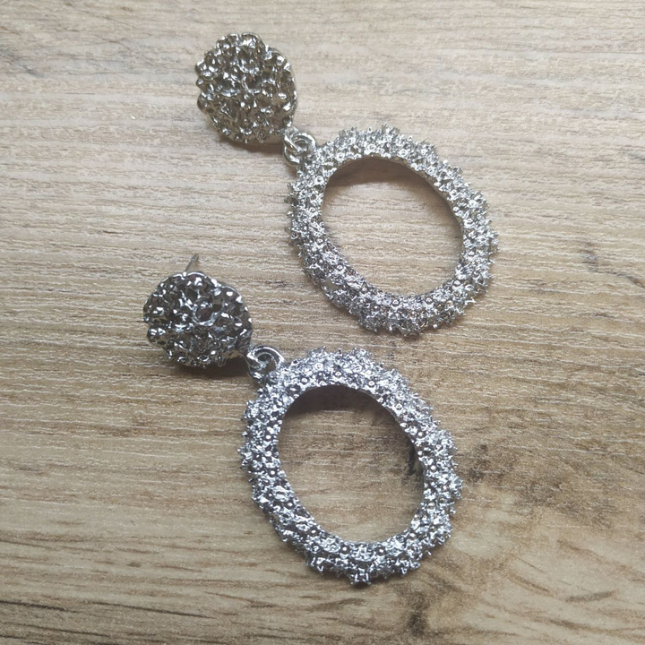 Серьги-гвоздики Gravity Овальная рамка металл серебристый