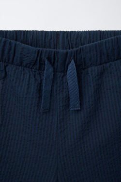 ZARA ШОРТЫ В КРЕПИРОВАННУЮ ПОЛОСКУ, МОРСКОЙ СИНИЙ